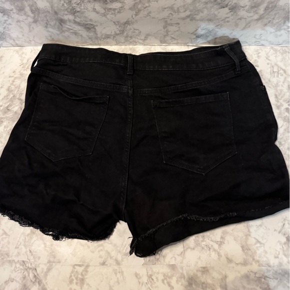 Old Navy High Wasted Button Up Shorts - Picture 3 of 3